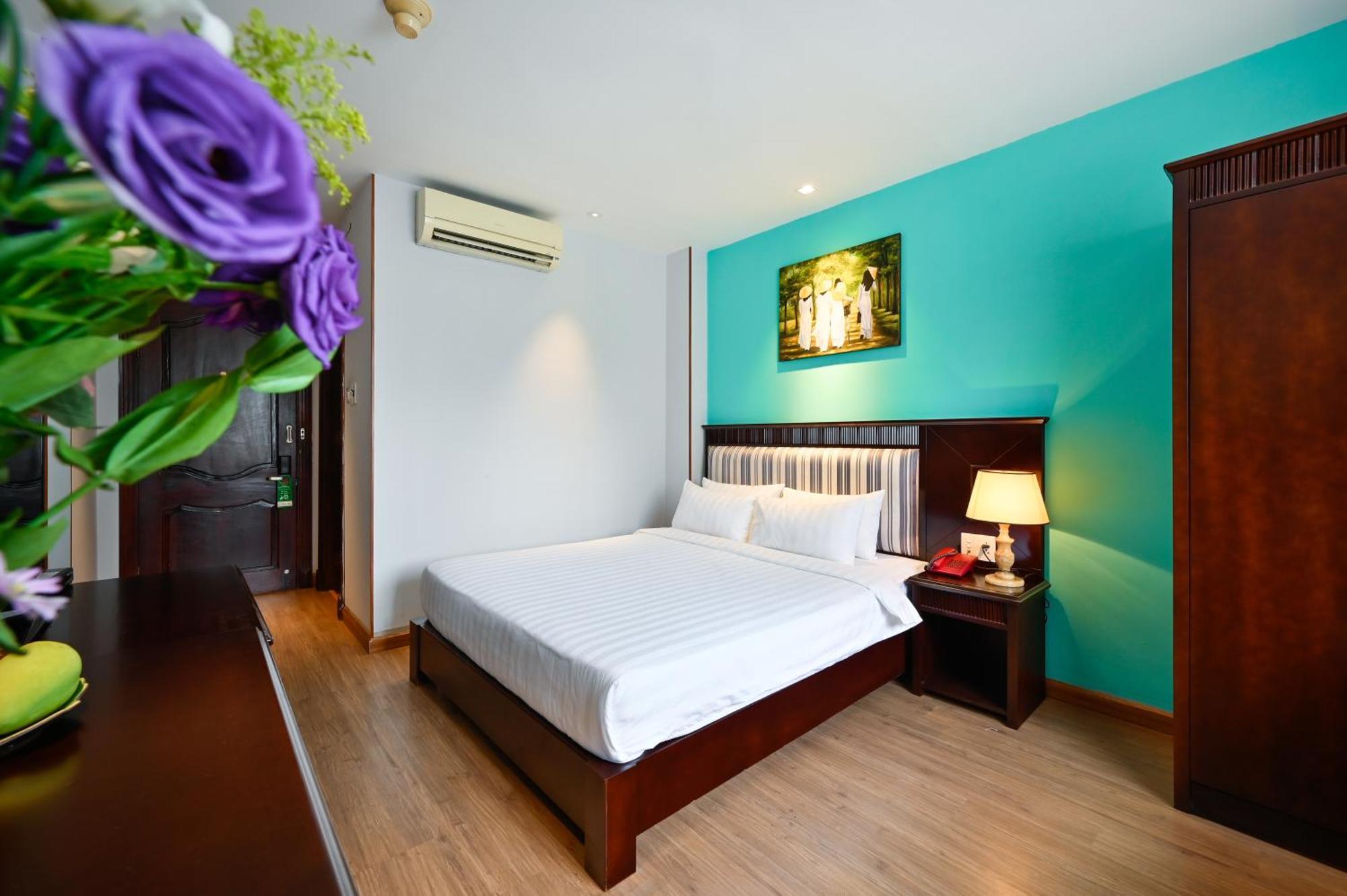 Khách sạn Cherry & Spa- Japanese Town 3*